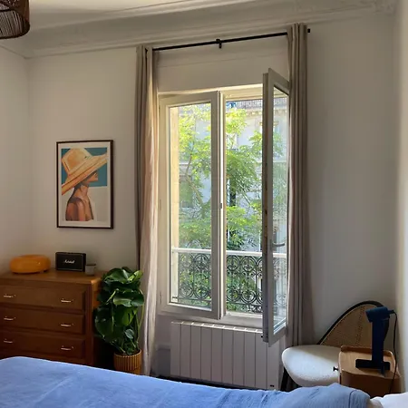 Apartamento Cozy 2-room Haussmann - Buttes Chaumont París