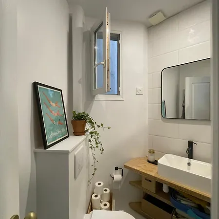 Cozy 2-room Haussmann - Buttes Chaumont Apartamento