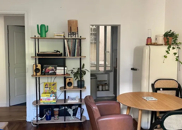 Cozy 2-room Haussmann - Buttes Chaumont París